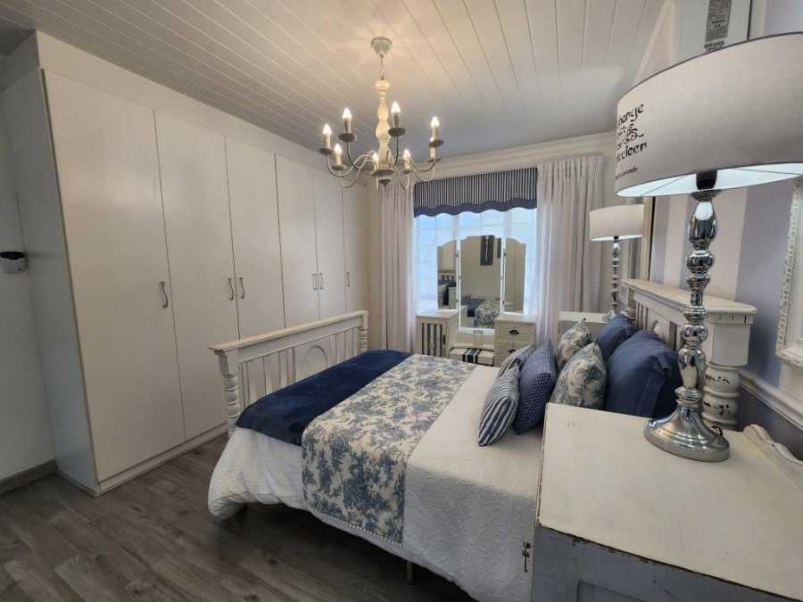 3 Bedroom Property for Sale in Vakansieplaas Western Cape